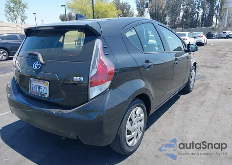2015 Toyota Prius C Three из США, поврежденный, VIN JTDKDTB35F1106470